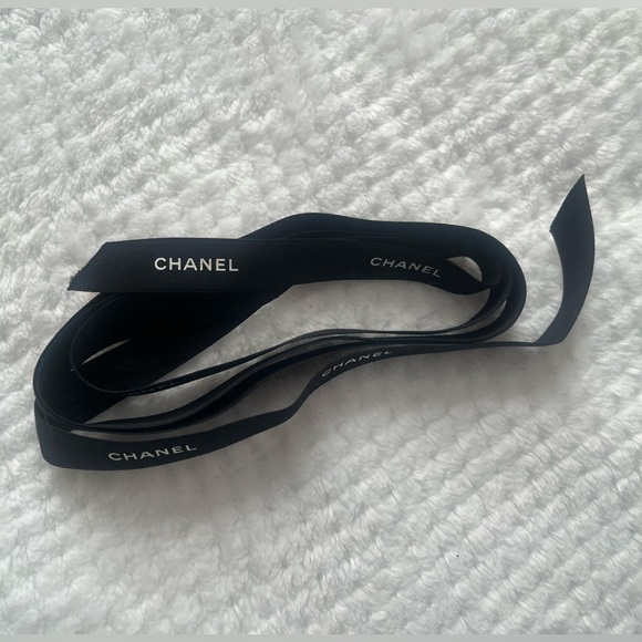 Chanel ribbon - Picture 3 of 6